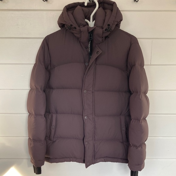 Aritzia Super Puff - Picture 1 of 12